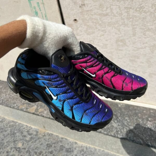 NIIKE AIR MAX PLUS 25TH ANNIVERSARY