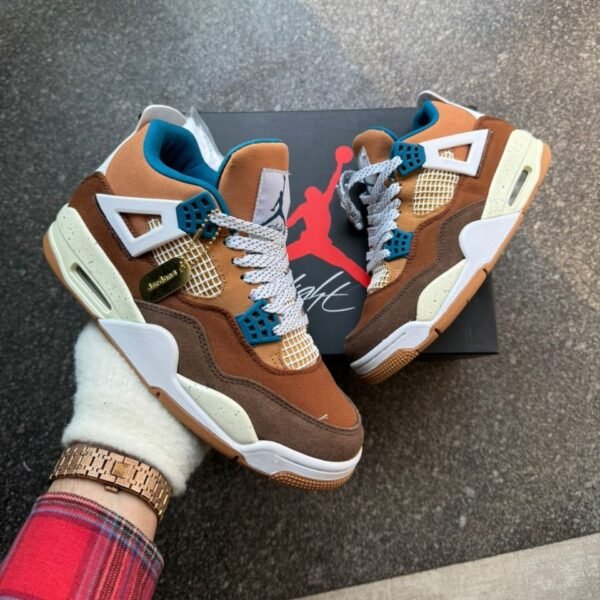 NIKEE AIR JORDAN 4 RETRO CACAO WOW SEMI UA